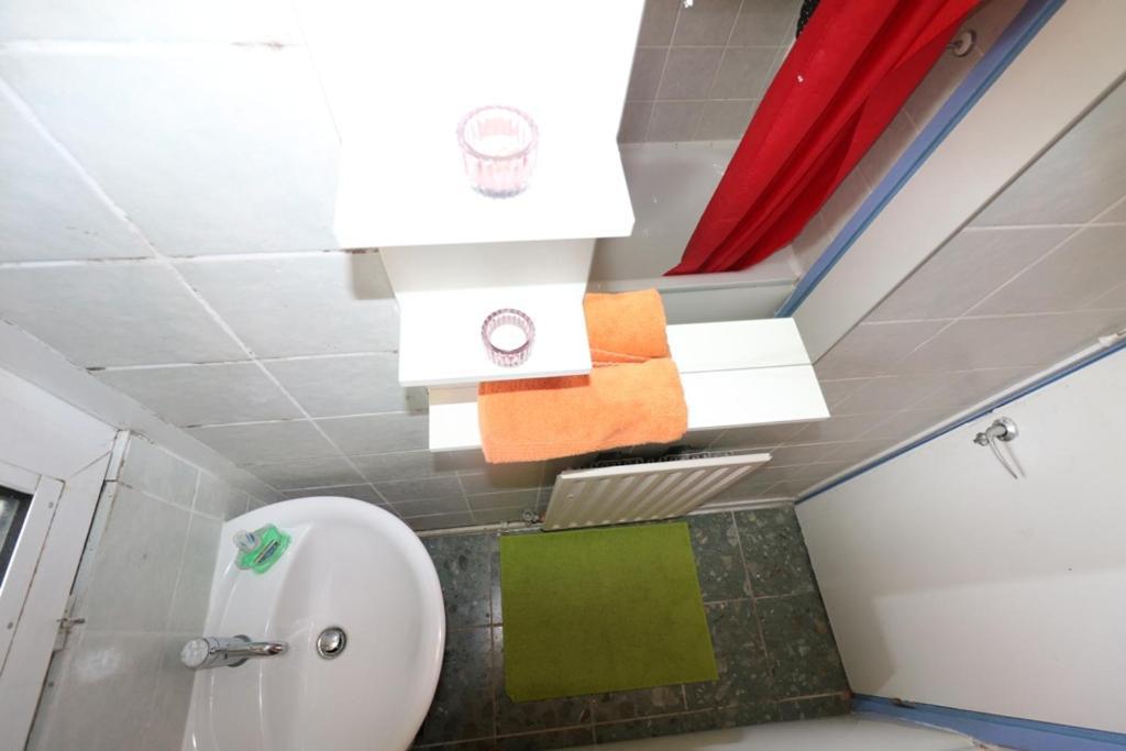 Cosy 3 Bed Apt, Old Truman Brewery! Brick Lane, London, E1 Exteriör bild