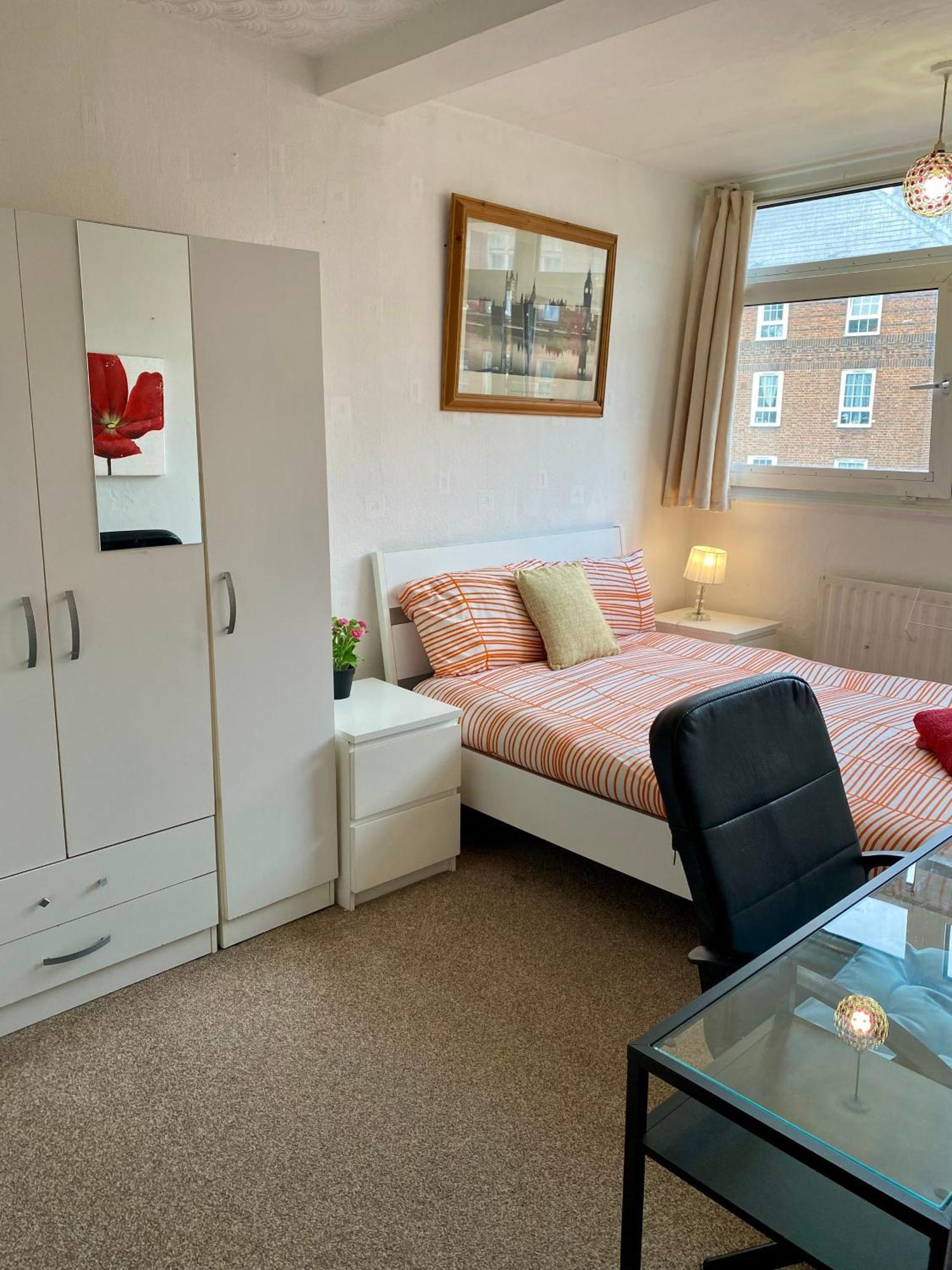Cosy 3 Bed Apt, Old Truman Brewery! Brick Lane, London, E1 Exteriör bild