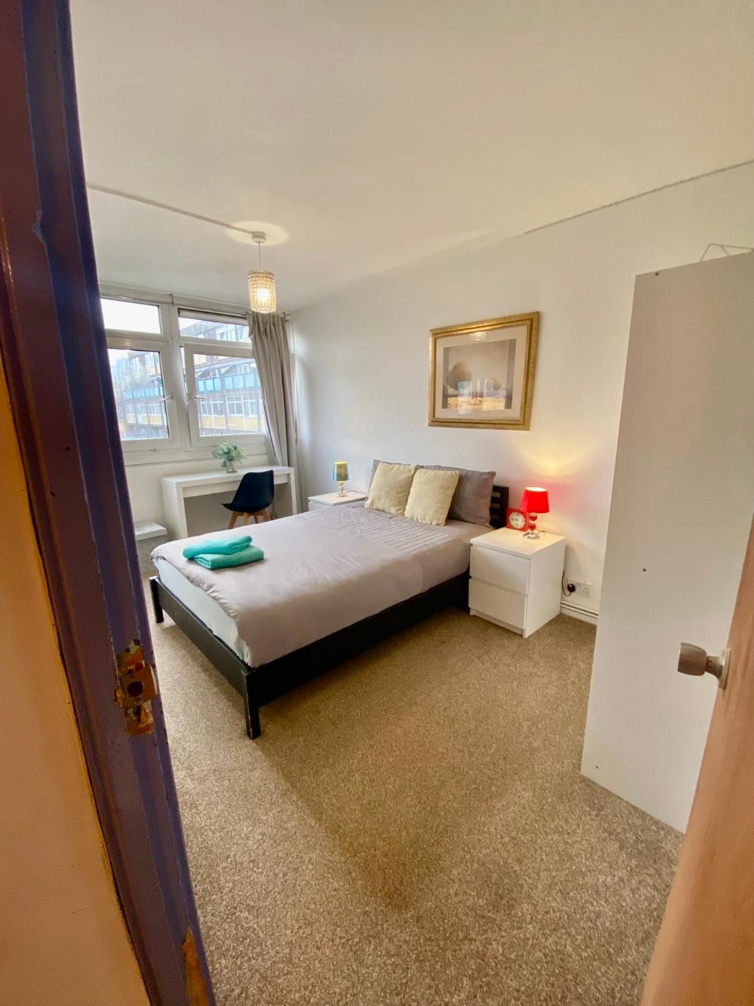 Cosy 3 Bed Apt, Old Truman Brewery! Brick Lane, London, E1 Exteriör bild
