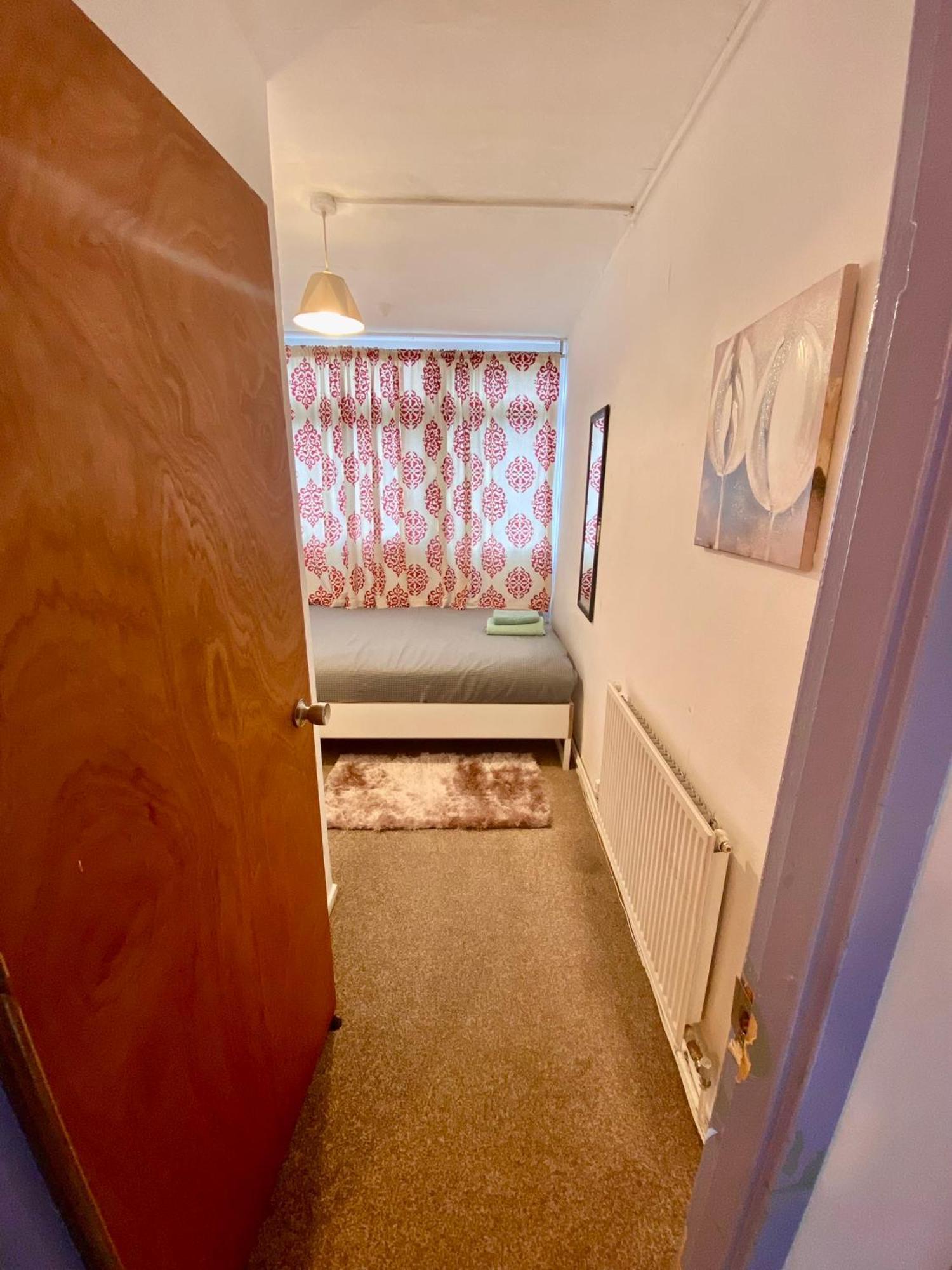 Cosy 3 Bed Apt, Old Truman Brewery! Brick Lane, London, E1 Exteriör bild